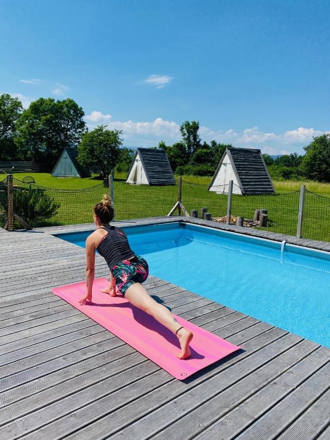Greenvalleyglamping Sesce Pri Preboldu Екстер'єр фото