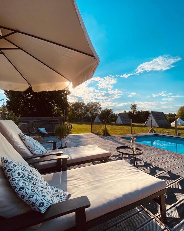 Greenvalleyglamping Sesce Pri Preboldu Екстер'єр фото