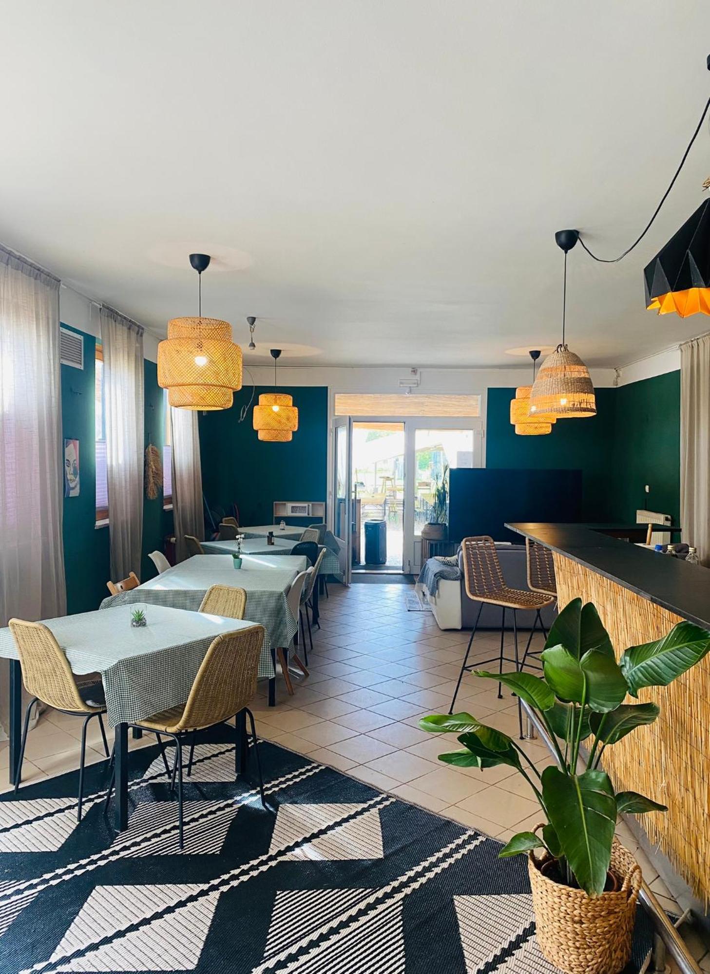 Greenvalleyglamping Sesce Pri Preboldu Екстер'єр фото